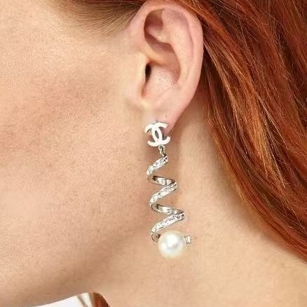 Chanel 中古銀色水鉆珍珠耳墜-4
