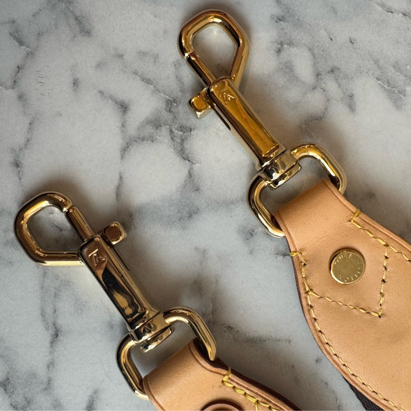 LV咖色金釦背帶  可調長度✨-15