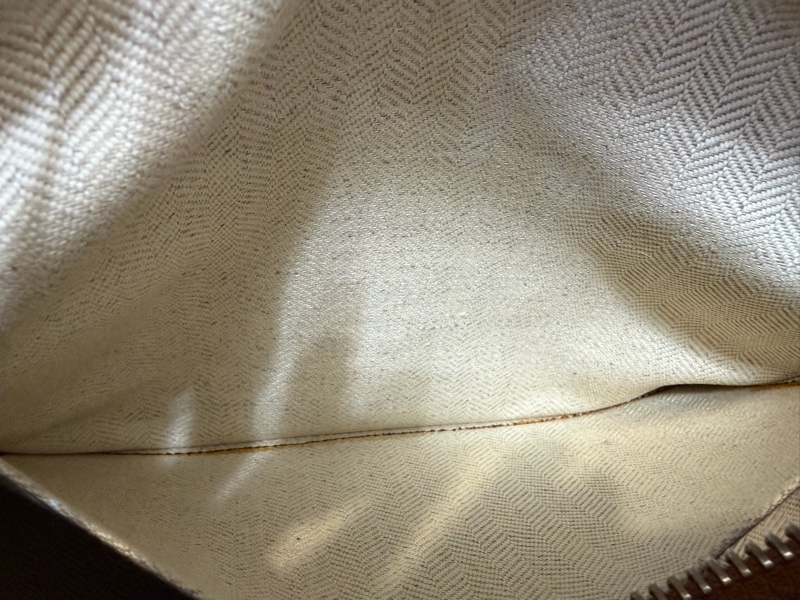 Loewe 焦糖色牛皮銀釦小號Puzzle-10