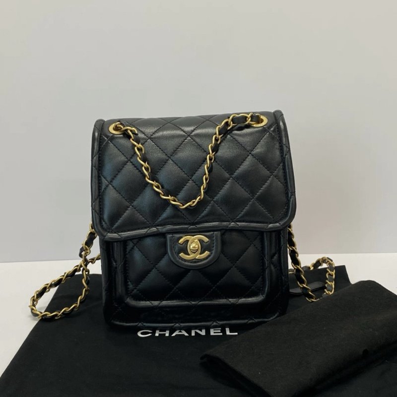 CHANEL 24P黑金手提肩背後背包 18*21*6 99新配件塵袋-0