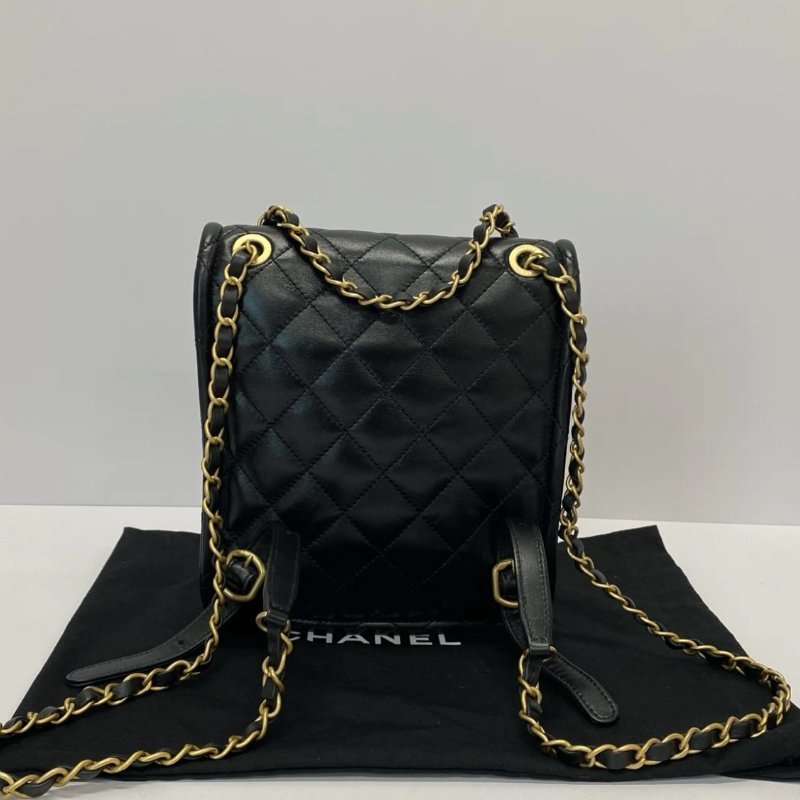CHANEL 24P黑金手提肩背後背包 18*21*6 99新配件塵袋-5