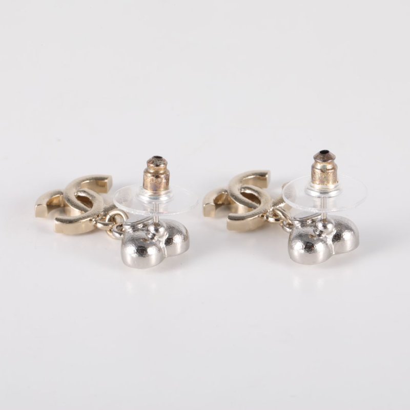 CHANEL 合金23S愛心水鑽雙C吊墜耳釘耳環-4