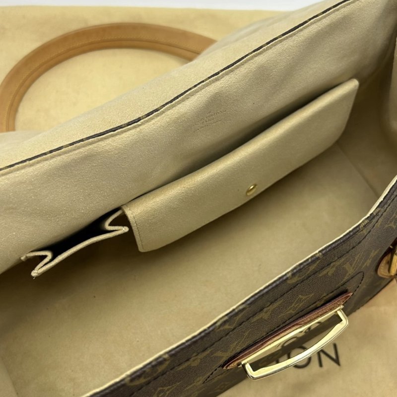 LV 老花金盾手提腋下包 41*22*17 97新配件塵袋-1