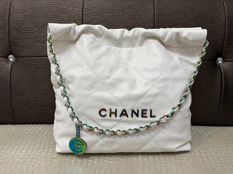 Chanel 白牛皮幻彩五金小號22bag AS3260-0