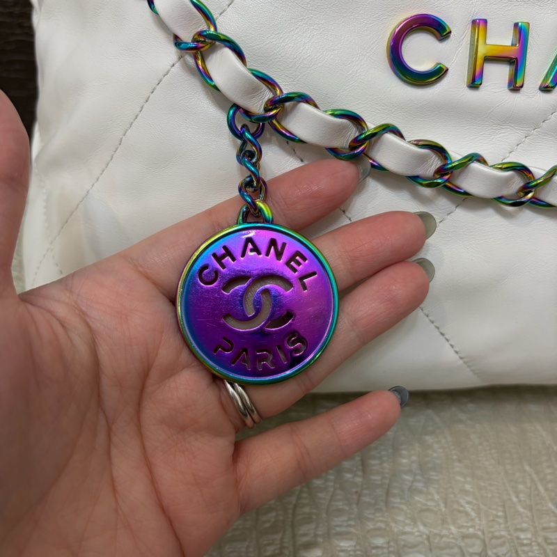 Chanel 白牛皮幻彩五金小號22bag AS3260-7