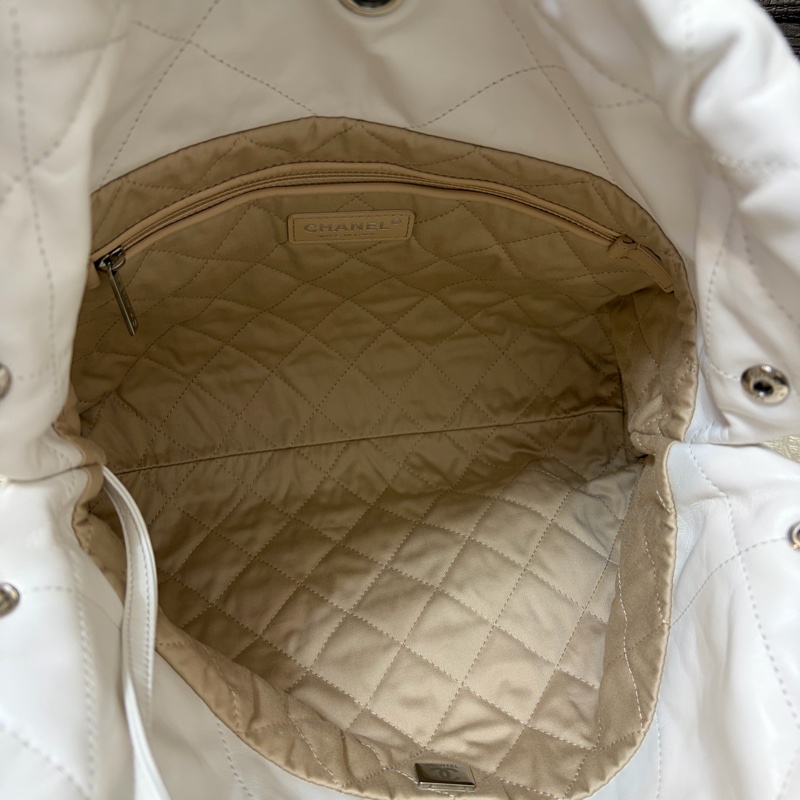 Chanel 白牛皮幻彩五金小號22bag AS3260-9