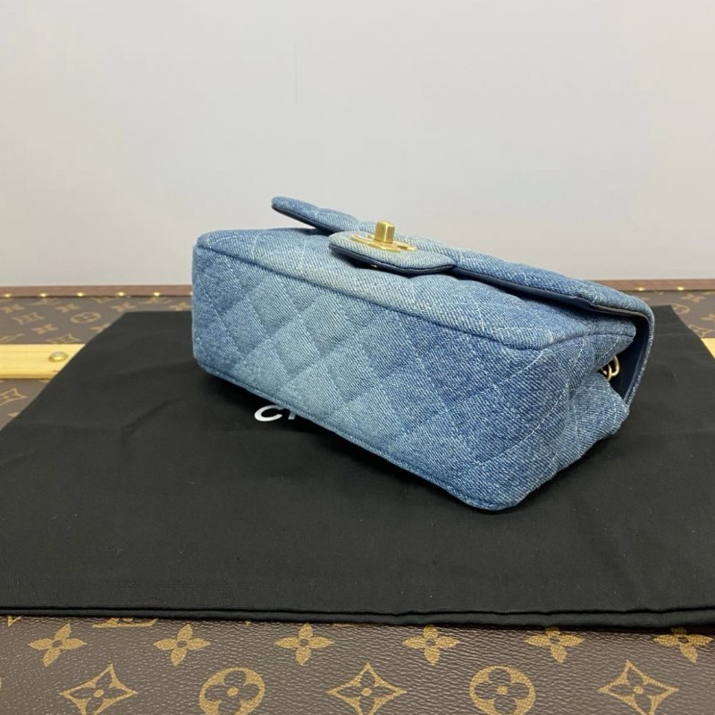 CHANEL 24A牛仔大mini 20*13*7 全新閒置配件盒子塵袋購證-4