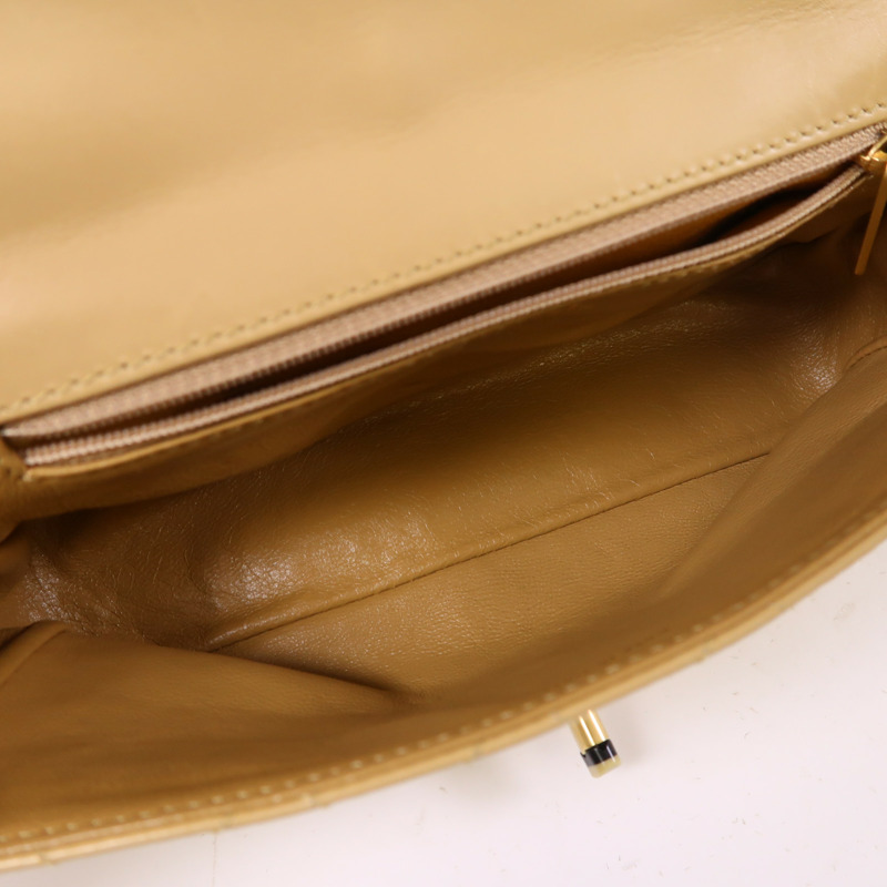 CHANEL 羊皮皮革Chain Shoulder鏈帶肩背袋-4