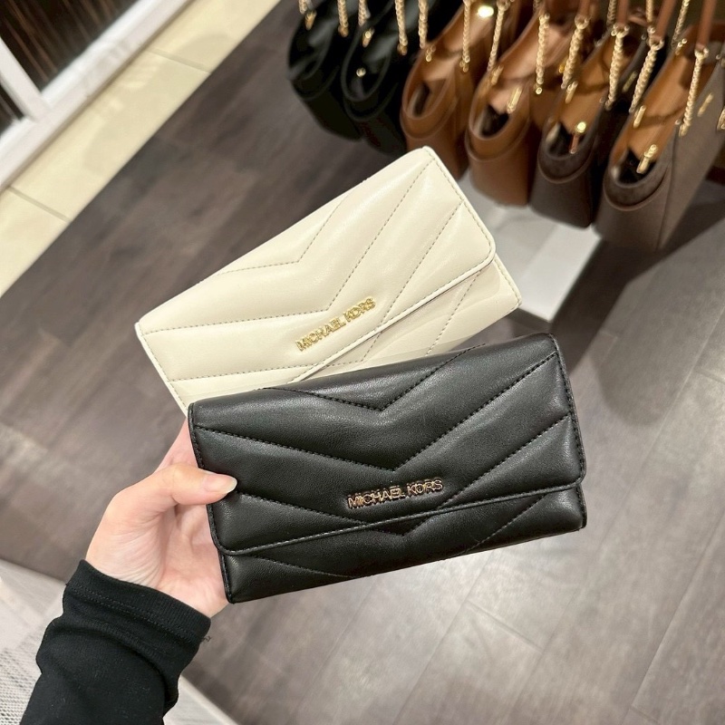 全新品 美國MK 小香風三折長夾-5