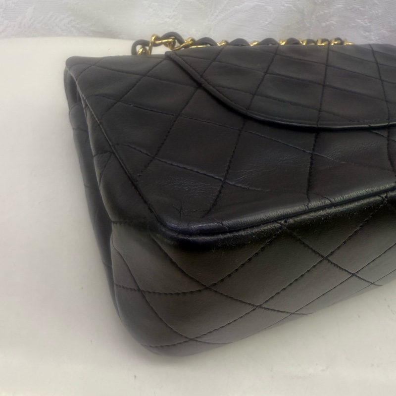 Vintage Chanel Classic Flap Bag 黑色菱格紋手袋-3