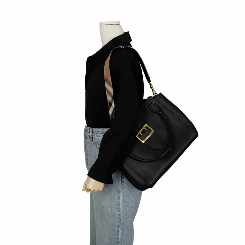 BURBERRY 粒面中型手提單肩包 4029022-10