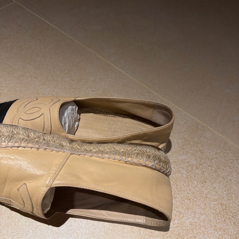 一年四季巨百搭🫧Chanel 經典作品 米黑配色 綿羊皮 鉛筆鞋、草編鞋 草編鞋界的天花板✨-27