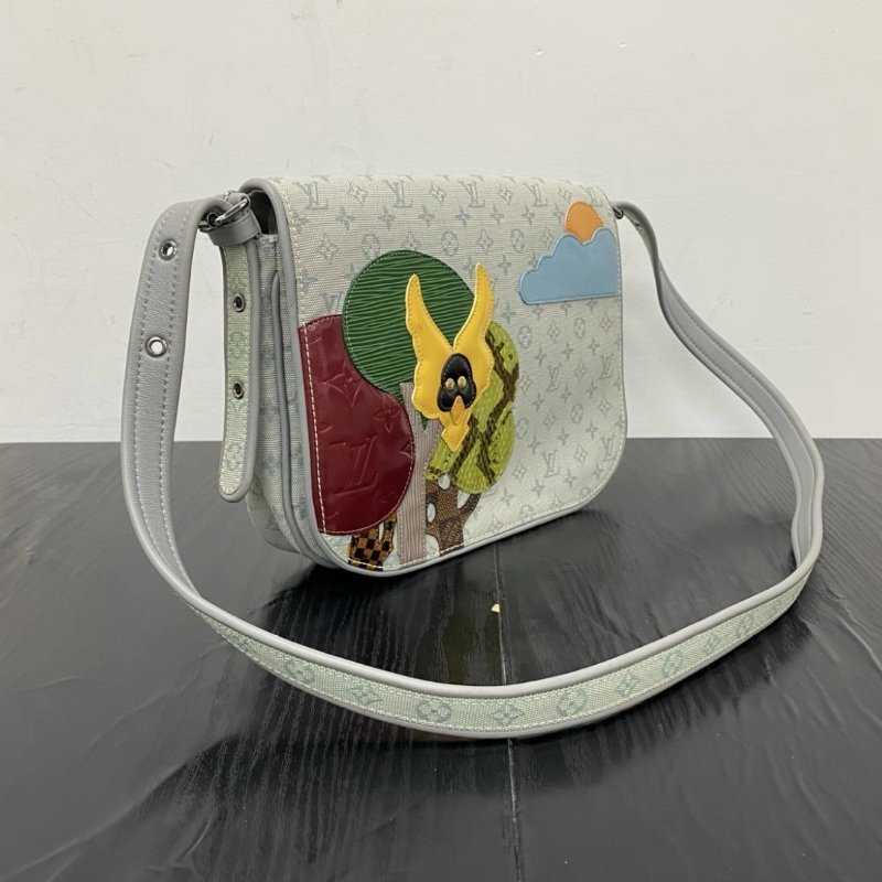 LV 童話限定動物園系列系列肩背郵差包 24*20 98新配件塵袋-1
