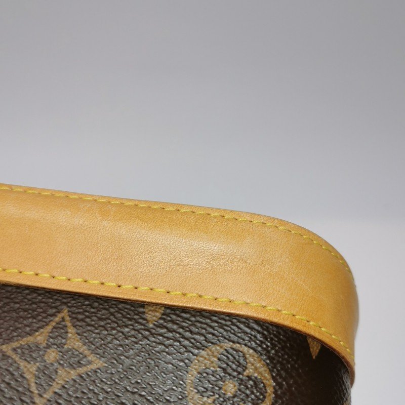 Louis Vuitton (LV) Alma 小號 植鞣革Monogram印花貝殼包手提包-17