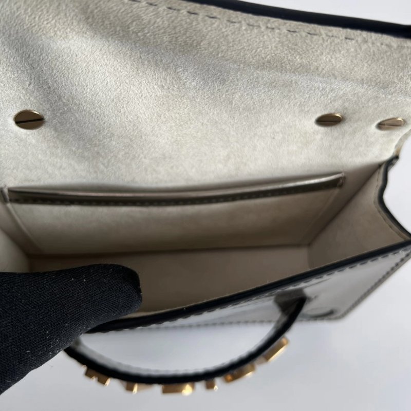 DIOR 香檳金Jadior漆皮肩背斜背包 18*11*4 98新配件塵袋-1