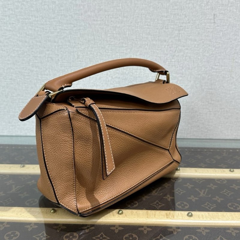 LOEWE 棕色金扣 puzzle小號拼圖手提肩背斜背包 25*15*10 98新配件塵袋-1