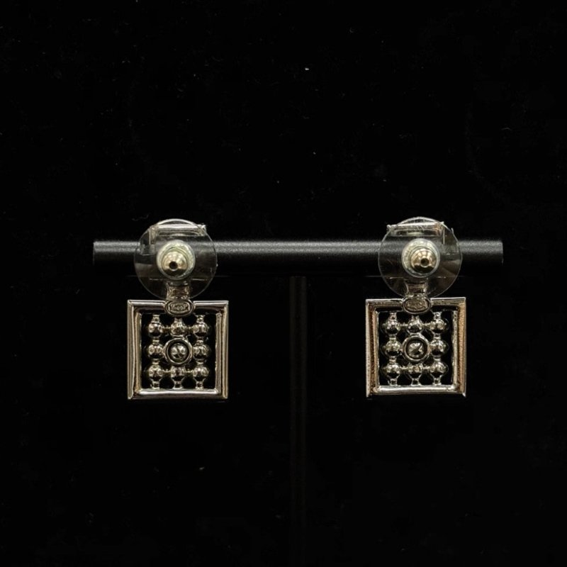 CHANEL 24S香水瓶滿鑽珍珠耳釘 98新配件盒子-4