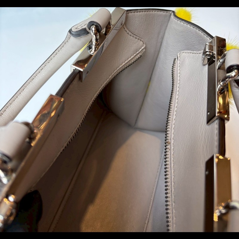 Fendi 淺灰皮革黃色皮草邊兩用小包-19