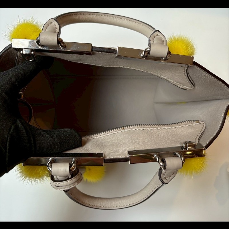 Fendi 淺灰皮革黃色皮草邊兩用小包-21