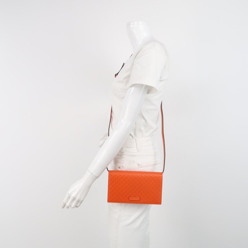 Gucci 牛皮純色壓紋老花皮標logo斜挎包單肩包 9.8新-1