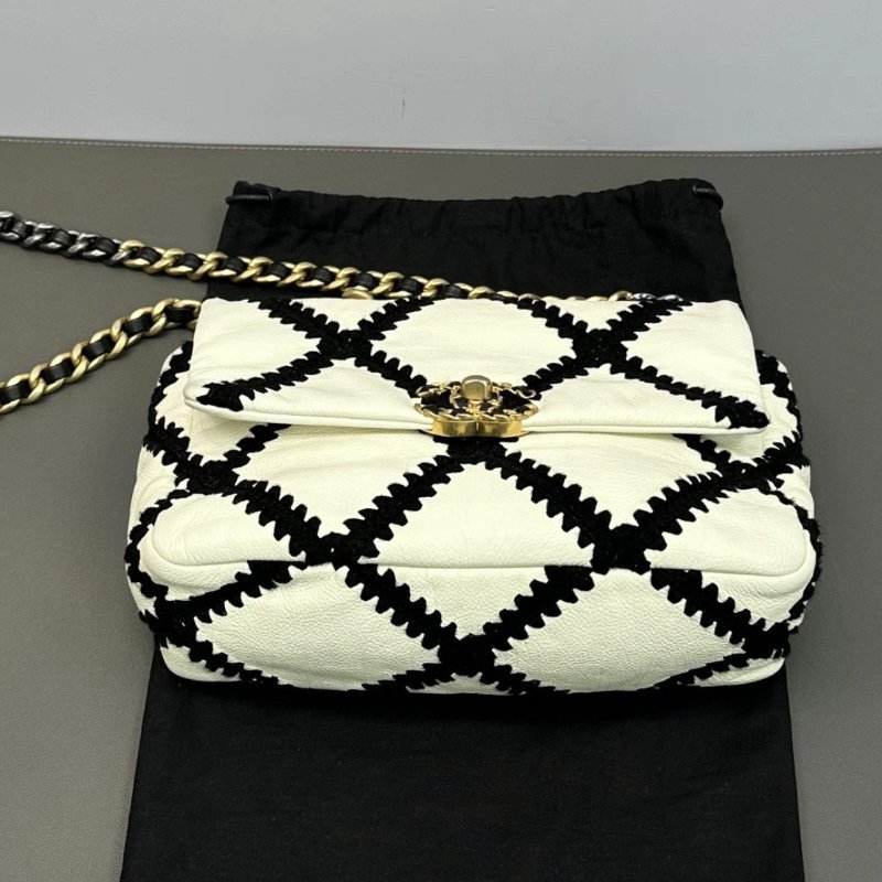 CHANEL 黑白熊貓19bag外縫線手提斜背鏈條包25.5*14*8 98新配件塵袋保卡-3