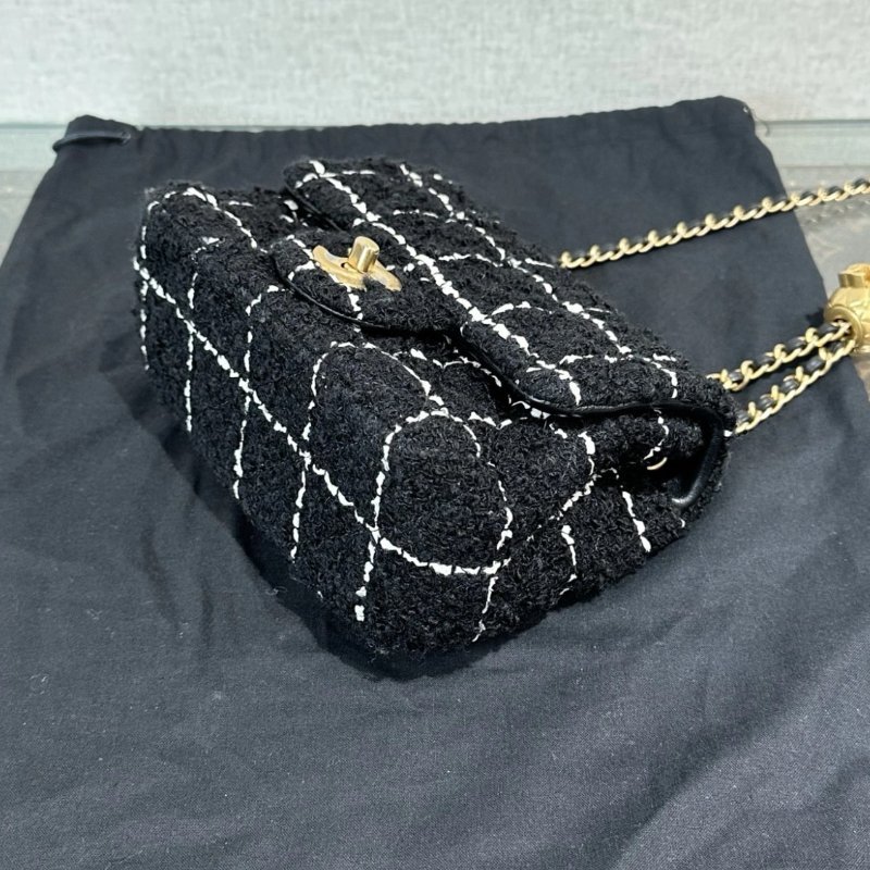 CHANEL 黑白毛呢金球方胖子肩背斜背包 17*13*7 98新配件塵袋-4