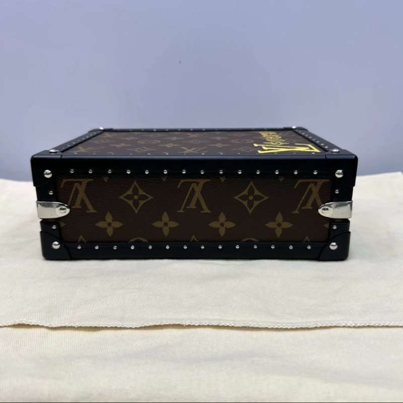 LV CLUTCH BOX老花銀扣小硬箱 芯片款 22*16*8 全新閒置配件盒子塵袋-3