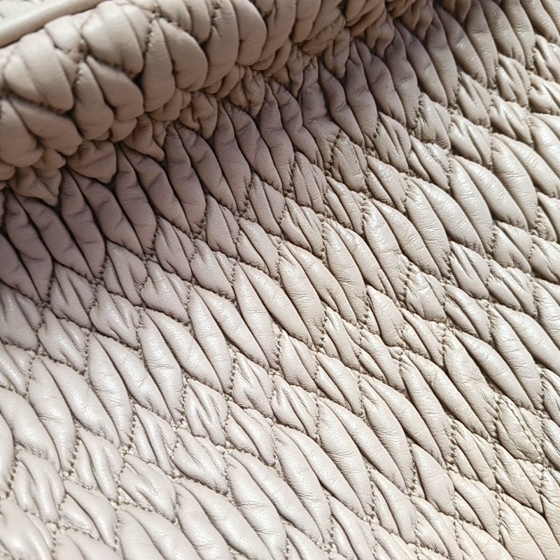 Miu Miu Crystal 裸粉色羊皮绗縫手提包肩背包 銀色五金 可拆卸肩帶-10