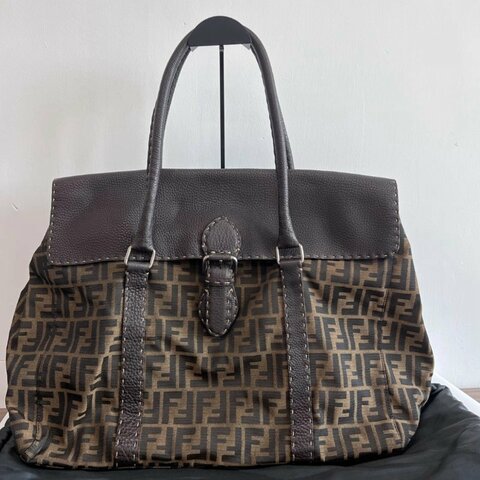 FENDI 老花肩背托特旅行袋 45*39*13 98新配件塵袋