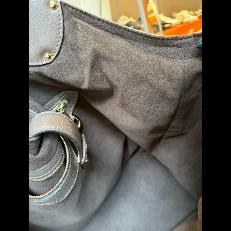 LV 巧克力色雷射洞洞字花皮革托特包 XL-21