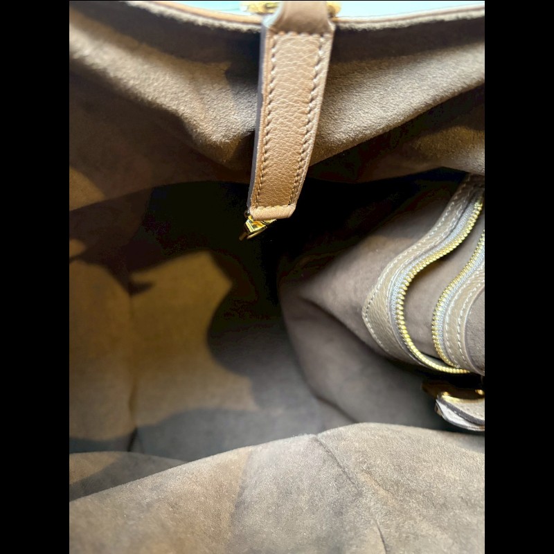 LV 巧克力色雷射洞洞字花皮革托特包 XL-22