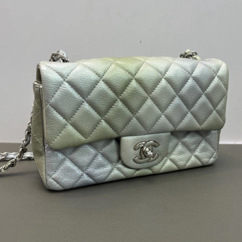 CHANEL 22C漸變銀扣大mini肩背斜背鏈條包20*12*6 98新配件塵袋-1