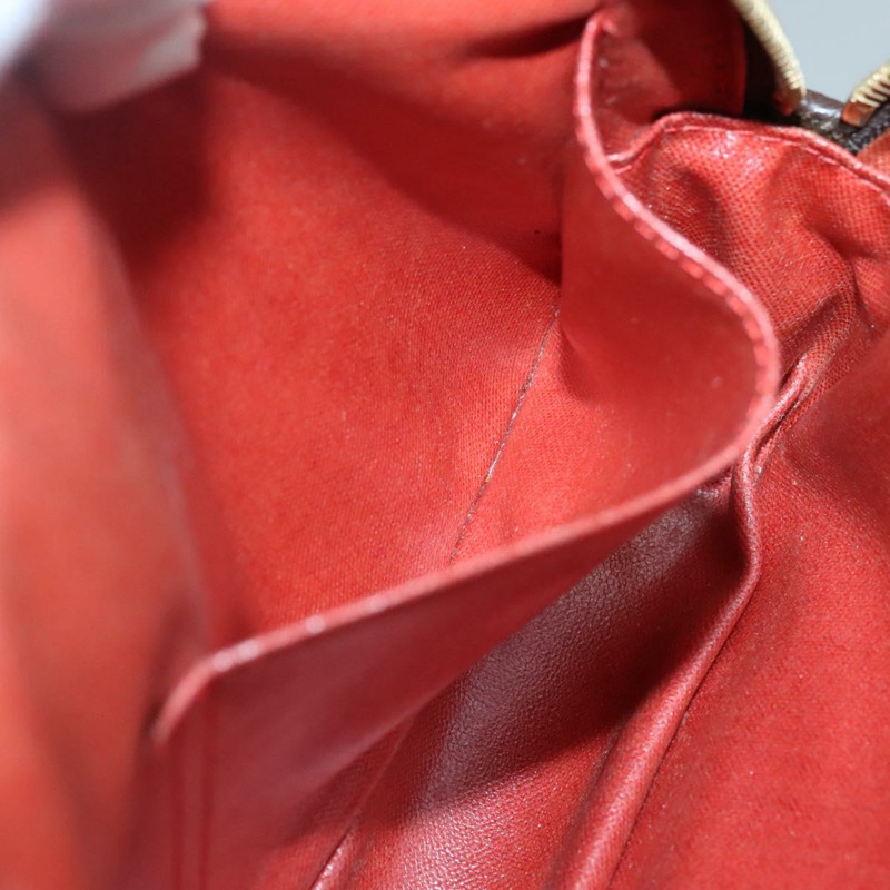 【日本直送】路易威登 Damier Ebene Trousse Bathroomte25 手拿包 N47624 LV 正品 bs29220-10