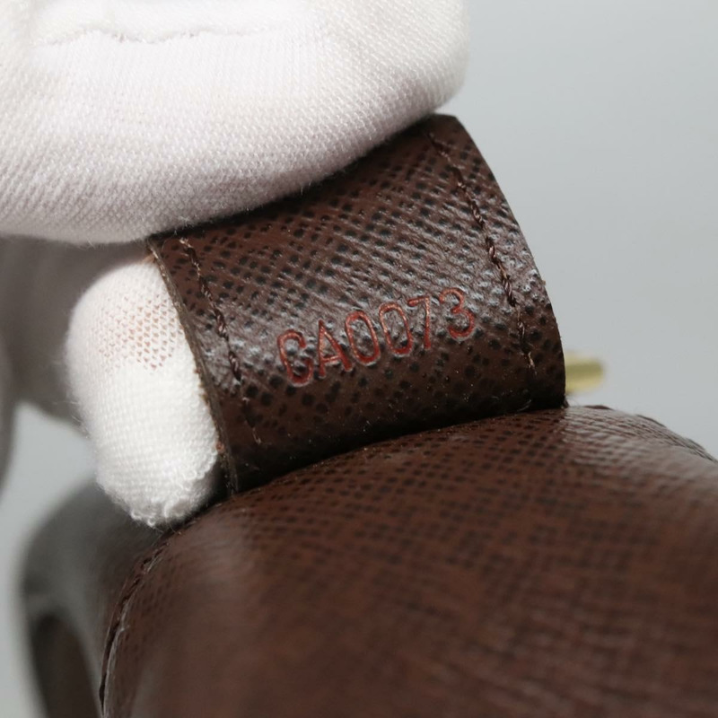 【日本直送】路易威登 Damier Ebene Trousse Bathroomte25 手拿包 N47624 LV 正品 bs29220-11