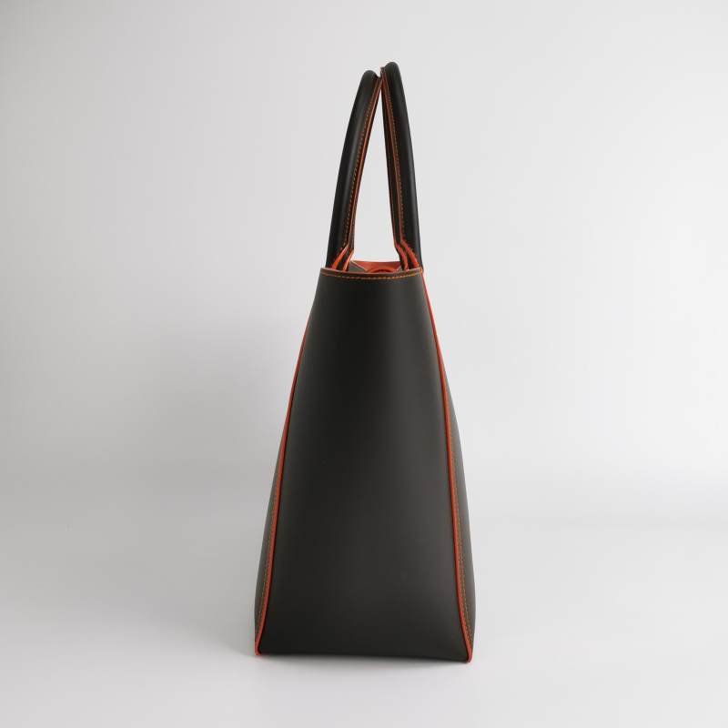 Loewe Leo牛皮鏤空Logo子母包手提包-3