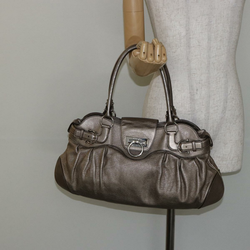 【日本直送】Salvatore Ferragamo Gancini 手提包 皮革 香檳金 正品 hk2984-21