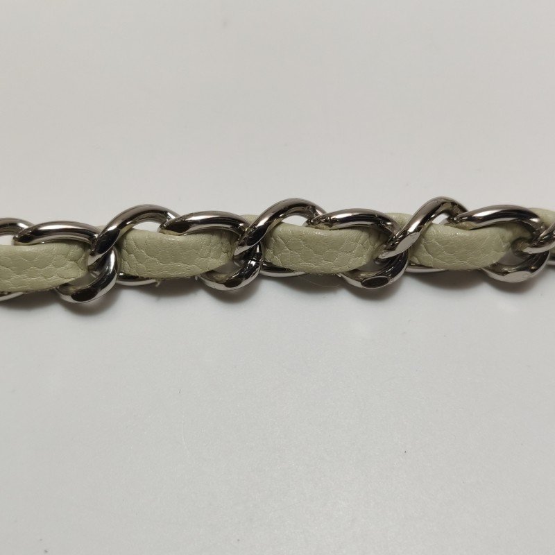 Chanel 牛皮純色雙C Logo皮穿鏈單肩包-9