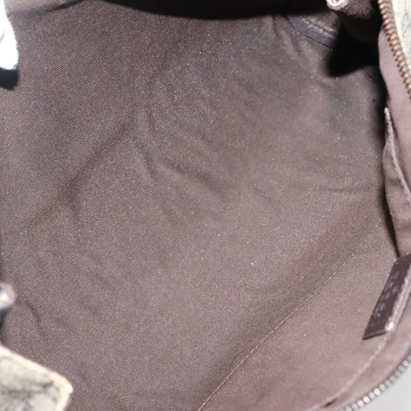 【日本直送】GUCCI GG Supreme 手拿包 PVC 米色 銀色 130653 正品 143310-9