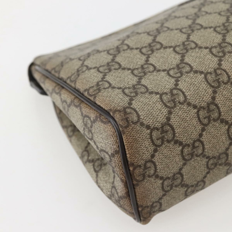 【日本直送】GUCCI GG Supreme 手拿包 PVC 米色 銀色 130653 正品 143310-13