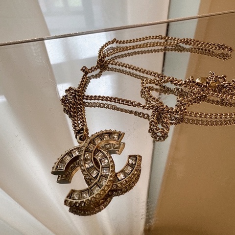 CHANEL 方鑽Logo項鍊