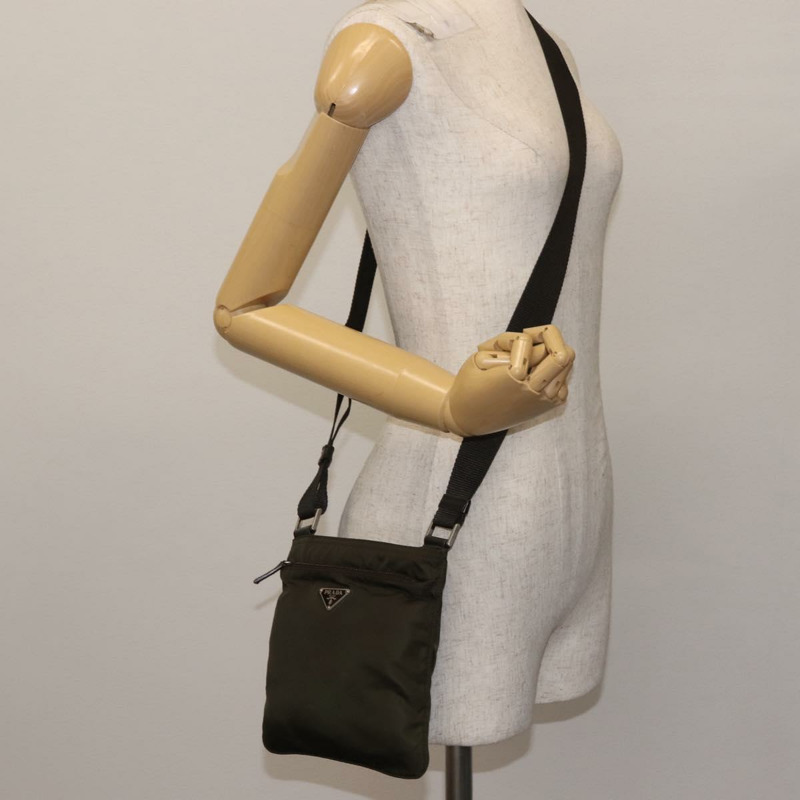 【日本直送】PRADA 尼龍卡其色銀色單肩包 正品 143342-22