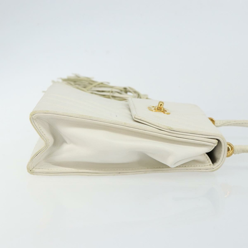 【日本直送】香奈兒 V 字縫線單肩包，羊皮，白色，金色，CC 標誌，正品編號 143656-2