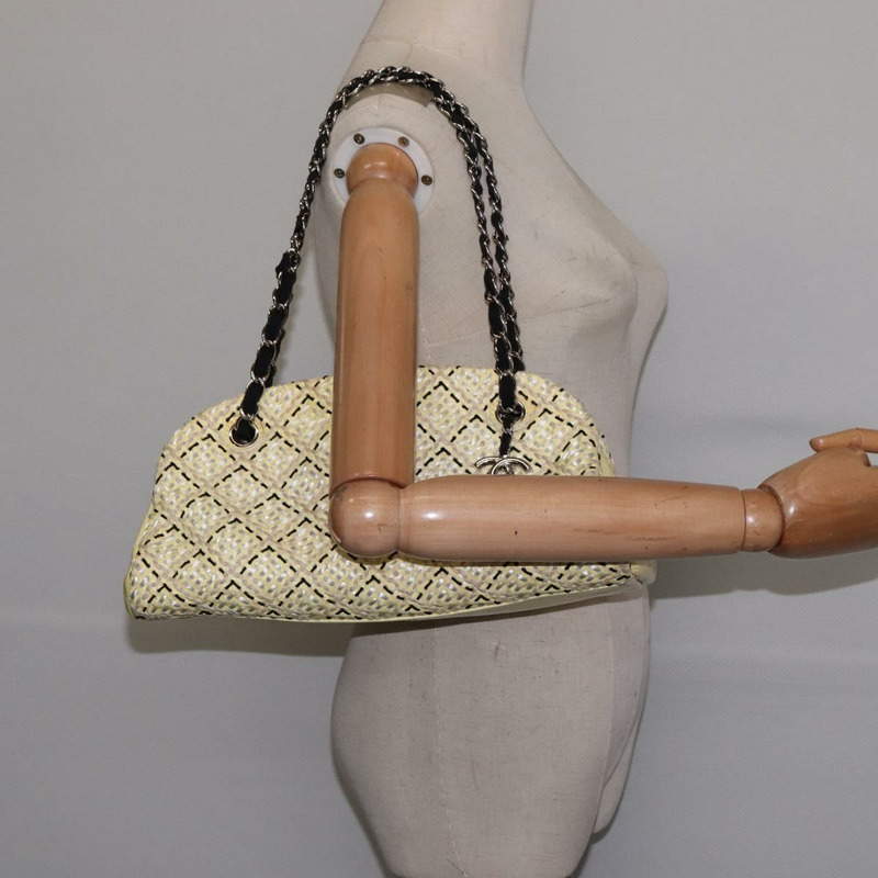 【日本直送】香奈兒鏈條肩背包 琺瑯奶油色 銀色 CC標誌 Auth 143658-24