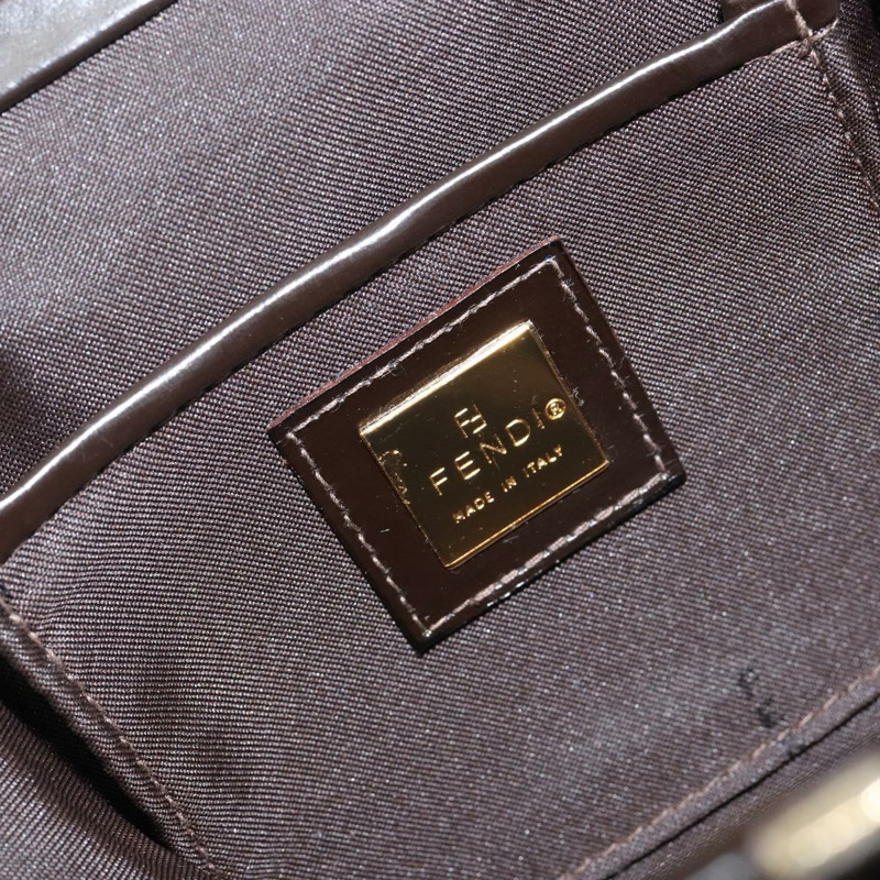 【日本直送】FENDI 手提包 皮革 棕色 金色 正品 gh869-17