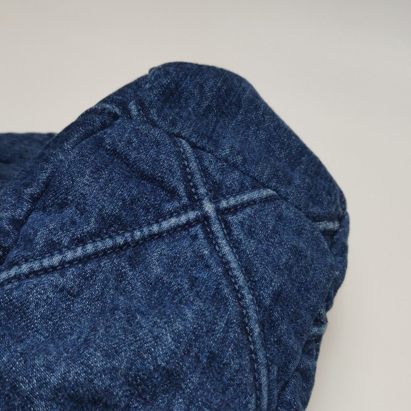 Chanel 19 Bag Maxi 牛皮牛仔布菱格絎縫穿皮雙扣單肩包-17