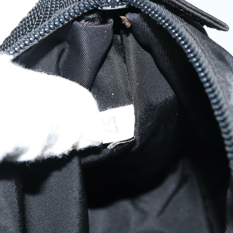 【日本直送】PRADA 尼龍黑色銀色配件包 Auth 145046-11