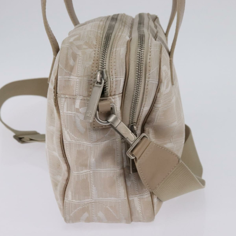 【日本直送】香奈兒新款旅行系列手袋 尼龍 兩用 米色 銀色 CC 標誌 Auth 145353-3