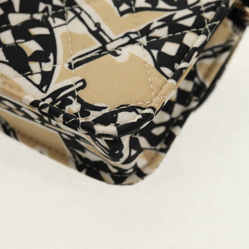 【日本直送】香奈兒鏈條方格紋絎縫手提包，緞面米色，金色雙C標誌，貨號145708A-18