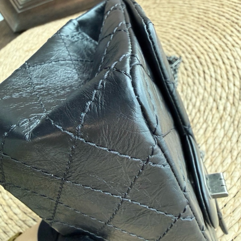 chanel 2.55黑銀褶皺牛皮鏈條包大mini 尺寸約20底長 年份：30開 附件：保卡-5