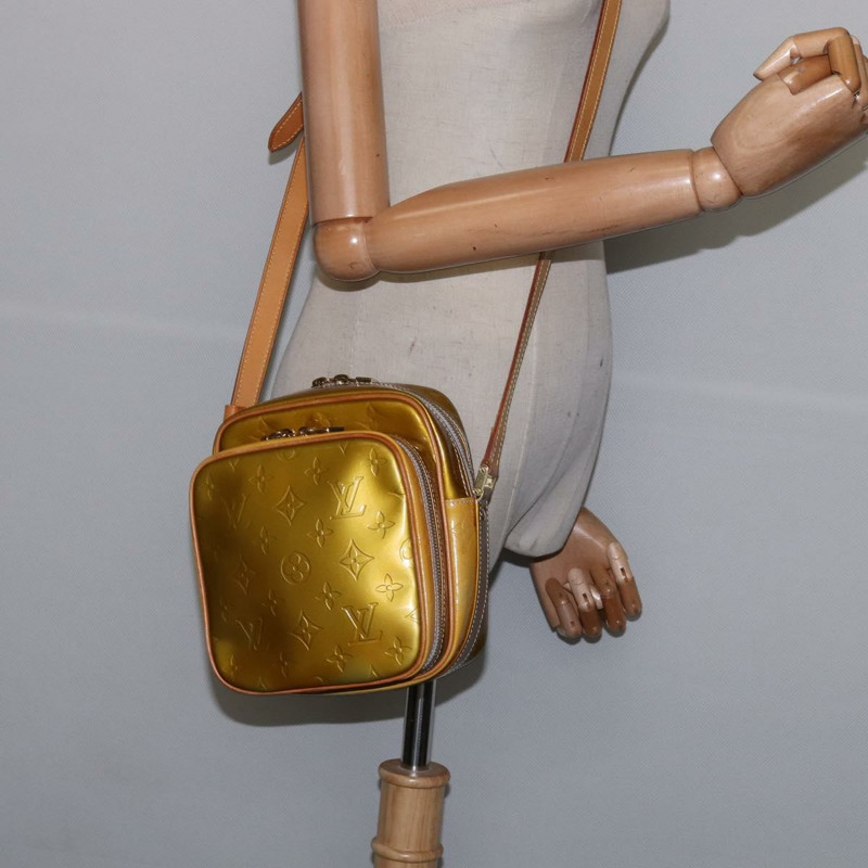 【日本直送】路易威登 Monogram Vernis Wooster 肩背包 灰色 M91036 LV Auth 145525-21